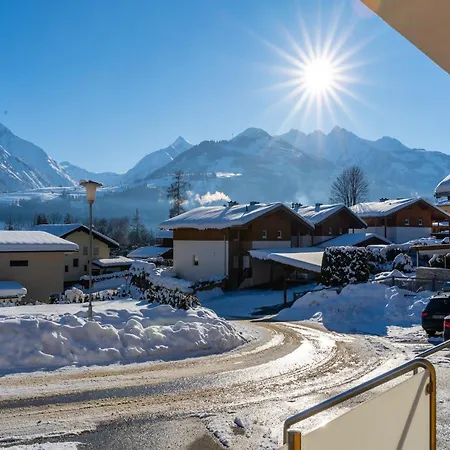 In Fuerth Near Zell Am Slopes Chalé *